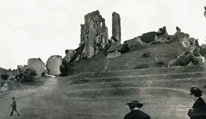 Corfe: Ruins of Corfe Castle, Dorset