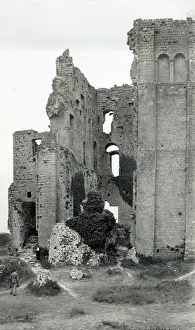 Corfe: Ruins of Corfe Castle, Dorset