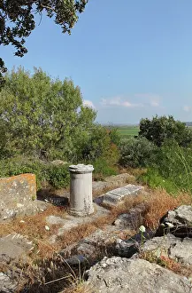 Troia: Ruins of Temple of Athena, Troy, Turkey