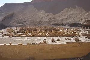 Bahri: Ruins of one of the temple next to the Temple of Hatshepsut