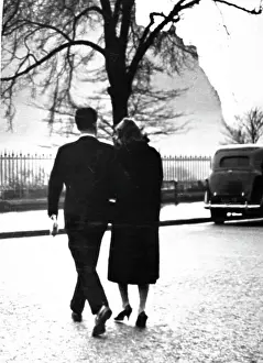 Elwes: Runaway lovers ordered by judge to return to London