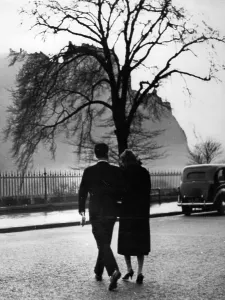 Consultant: Runaway lovers ordered by judge to return to London