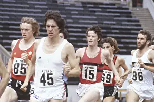 Jostling: RUNNERS