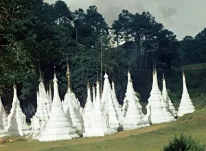 Kalaw: rural pagodas - Kalaw