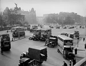Quadriga: Rush hour traffic, Hyde Park Corner, London
