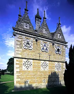 Rushton: Rushton Triangular Lodge