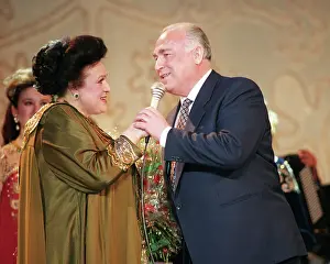 Sings: Russia Premier Viktor Chernomyrdin and singer