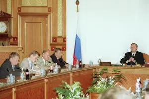 Parliamentary: Russia Prime Minister Stepashin meets with leaders