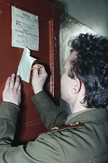 Queue: Russian army