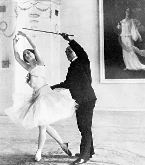 Maestro: Russian ballet dancer Anna Pavlova