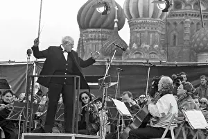 Featured: Russian conductor Mstislav Rostropovich in Red Square, 1993