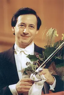 Conservatory: Russian conductor Vladimir Spivakov, 1992