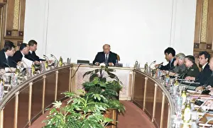 Chernomyrdin: Russian government meeting