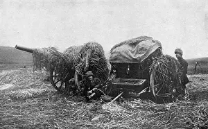 Sacking: Russian gunners at the eastern front, Russia, WW1