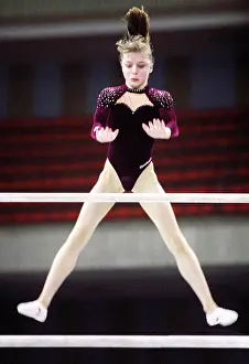 Pavlova: Russian Gymnastics Championships, 2002
