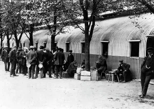 Incarceration: Russian internees in Doeberitz, 1914
