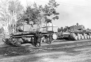 Towed: Russian KW 1 tanks, 1941