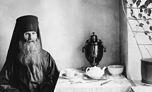 Teapot: Russian monk, 1910