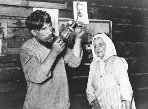 Russian Peasants Experience Electricity