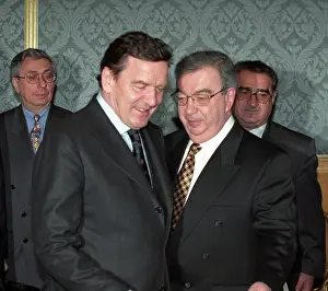 Russias: Russian PM Primakov and German Chancellor Schroder, 1999