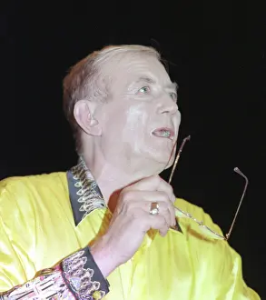 Yevtushenko: Russian poet Yevgeny Yevtushenko at Polytechnic Museum, 1995