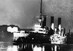 Illustrating: The Russian protected cruiser Aurora, 1928