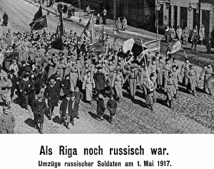 Bolsheviks: Russian soldiers in Riga, 1917