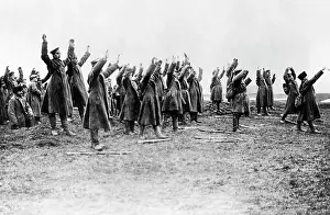 Capitulate: Russian soldiers surrender, 1915