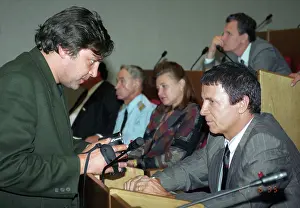 Interviews: Russian State Duma voting against Premier Chernomyrdin, 1995