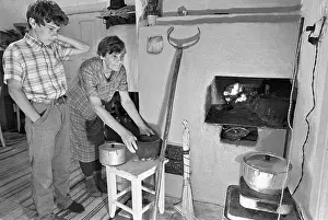 Kurgan: Russian stove, 1994