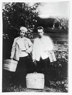 Hamper: RUSSIAN STUDENTS/C1900