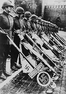 Khaldei: Russian victory parade in Moscow at the end of