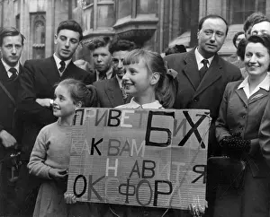 Henry Grant Collection: RUSSIANS VISIT OXFORD