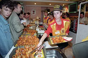 Bistro: Russkoe bistro restaurant, 1995