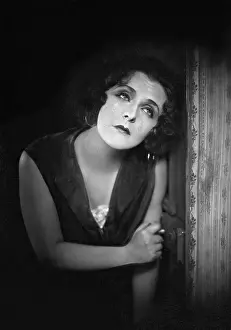 Weyher: Ruth Weyher, 1927