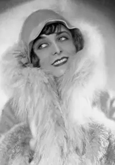 Weyher: Ruth Weyher, 1928