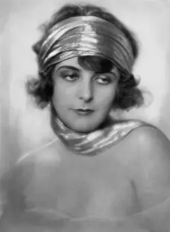 Weyher: Ruth Weyher, 1928