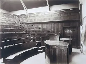 Virginia Hobday: RVC/LECTURE THEATRE