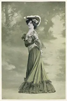 Flounce: S-Bend Silhouette 1904