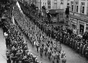 Gustloff: SA funeral procession through Schwerin, 1936