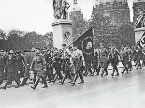 Crossbones: SA march in front of the Berlin Castle, around 1930
