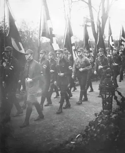 Buckle: SA men at a funeral, 1928