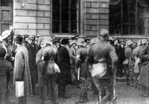 Putsch: SA unit during the Beer Hall Putsch in Munich, 1923