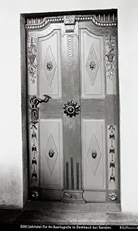 Auer: Sacristy door of Auer chapel in Dambach