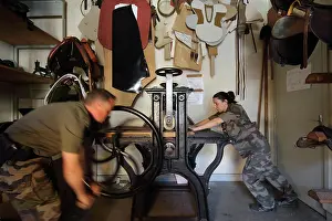 Republicaine: Saddle harnessers, Workshops of the Republican
