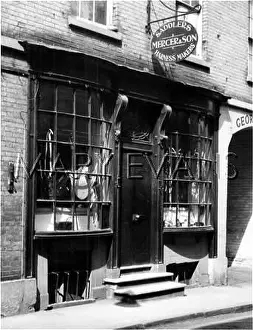 Saddler: SADDLER'S SHOP