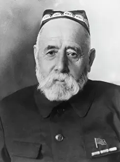 Tajik: Sadriddin Aini