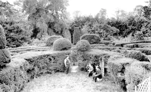 Walden: Saffron Walden, Bridge End Gardens, Fry's Garden 1907
