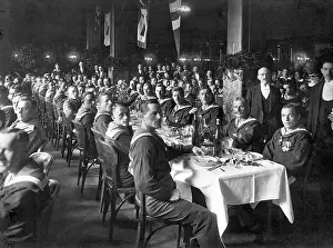 Kempinski: Sailors of the auxiliary cruiser Wolf