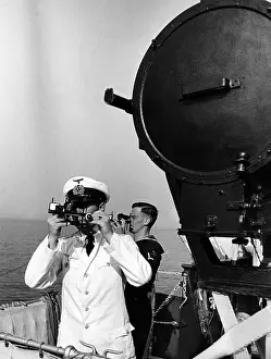 Surveying: Sailors on the research vessel Meteor